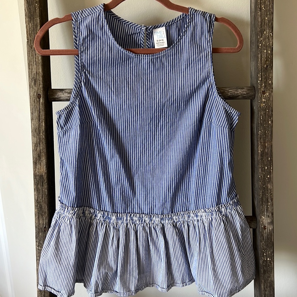Time and Tru Sleeveless Blouse